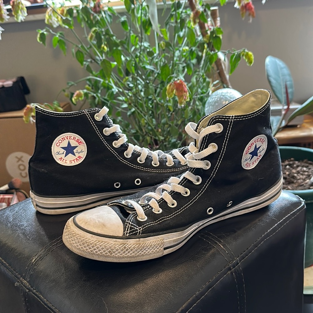 Size 10.5 Converse Black